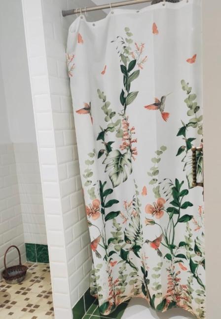 Habitacion Con Bano Privado 1 Cama De Matrimonio Valensiya Dış mekan fotoğraf