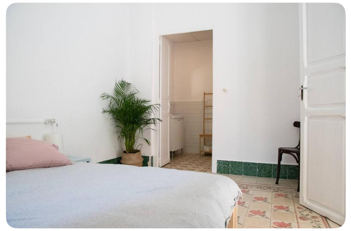 Habitacion Con Bano Privado 1 Cama De Matrimonio Valensiya Dış mekan fotoğraf